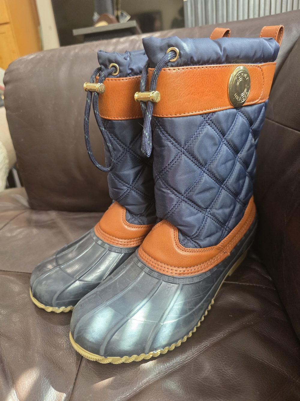 Tommy Hilfiger Navy Blue and Brown Quilted Winter Rain Boots